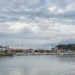 Jovial Estacion Apartment