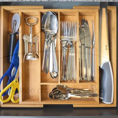 Jovial Estacion شقة *